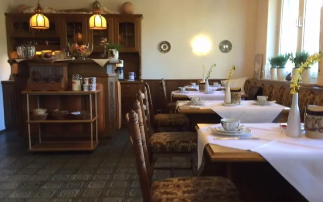 Pension am Faakersee / Haus Schalli