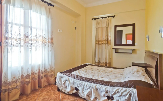 Montemar Studios & Apartments