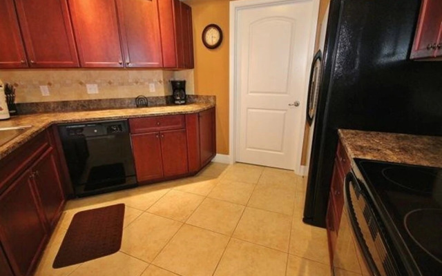 Oceanwalk 12-206 Apartment 2