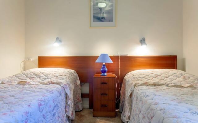 Quarterdeck, Unit 3/12 Magnus Street