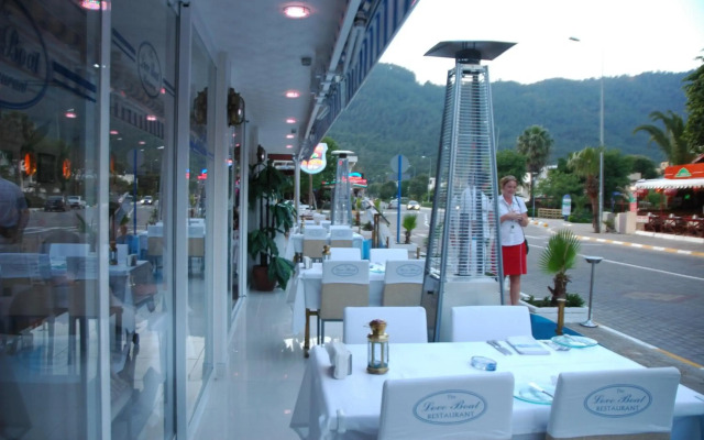 Hotel Devamlı