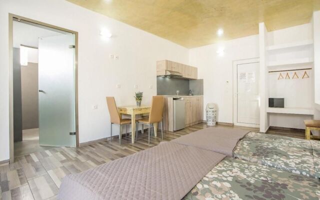 Lisabeth Studio Apartments