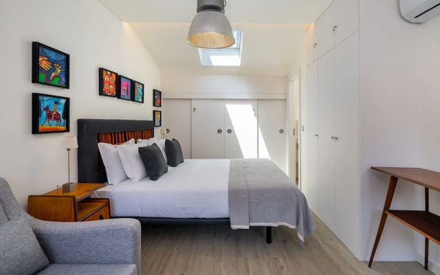 Intendente Modern Stays
