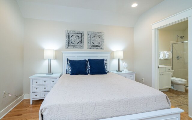 Sandestin Bungalo 46: Golf Cart, Pool, Beach