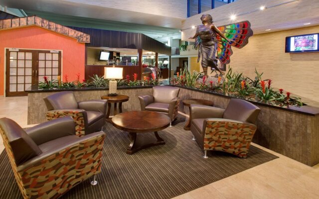 DoubleTree by Hilton Austin, MN