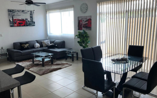 BEACH HAUS-Suites Vacacionales