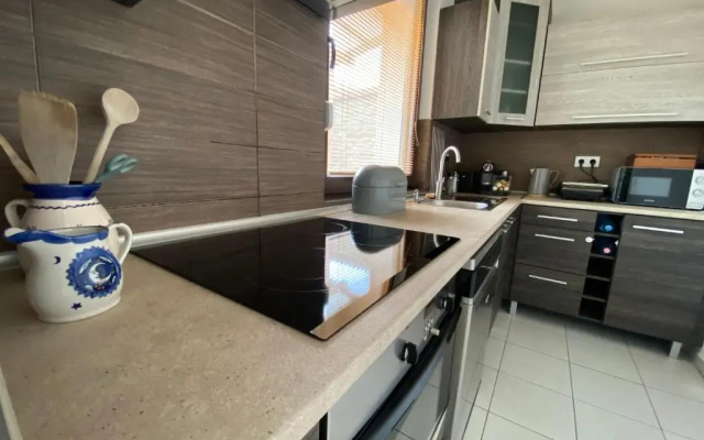 Erkel 19 Apartmanház