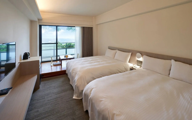 Howard Lake Resort Shihmen Dam