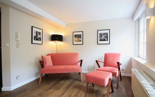 Boutique Charme Apartments 10