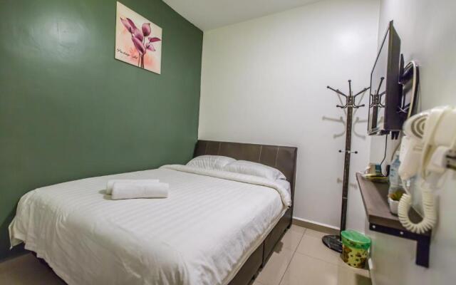 U Plus Budget Hotel