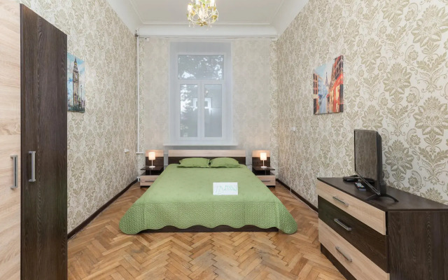 Апартаменты на Старорусской, 5/3