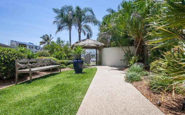 Chateau Royale Beach Resort Maroochydore