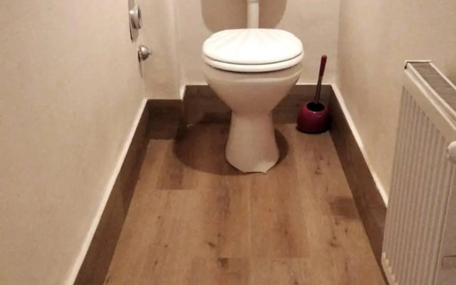 Park Danubes view central market Budapest