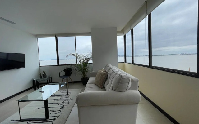 Santa Ana Guayaquil Lux Coliving Ecuador