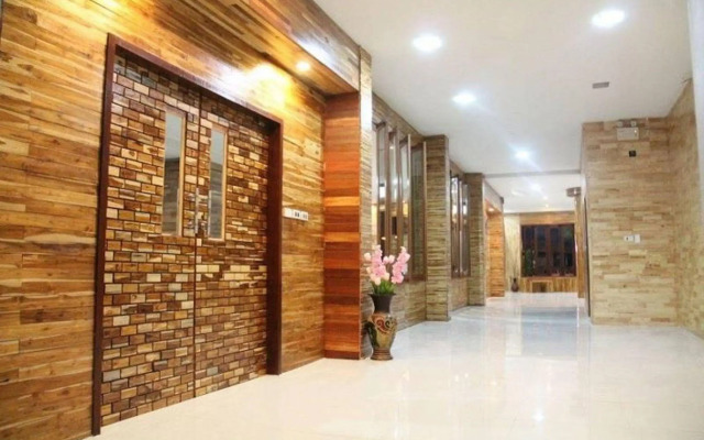 Nakara Montra Hotel