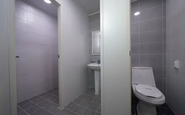 Geoje Memory Kids Pool Villa
