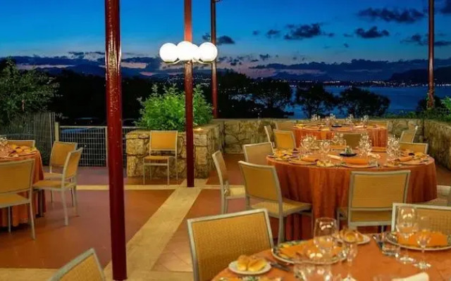 Hotel & Villaggio Torre Normanna
