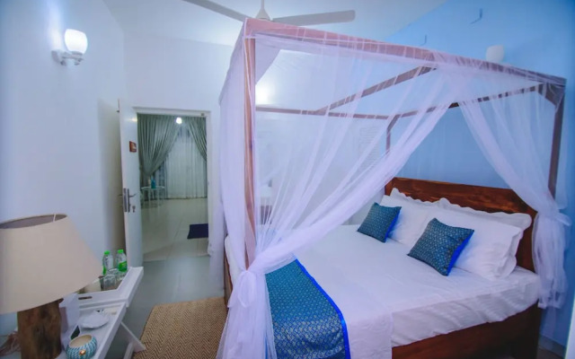 Yoho Sarah Boutique Villa