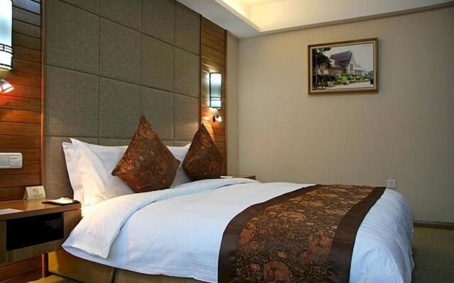 Maxcourt Hotel