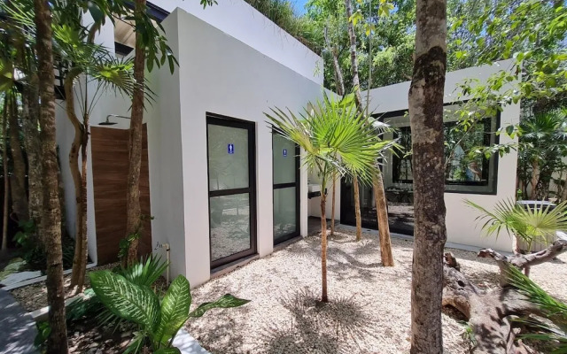 Casa Mexicana Moderna - Piscina Privada