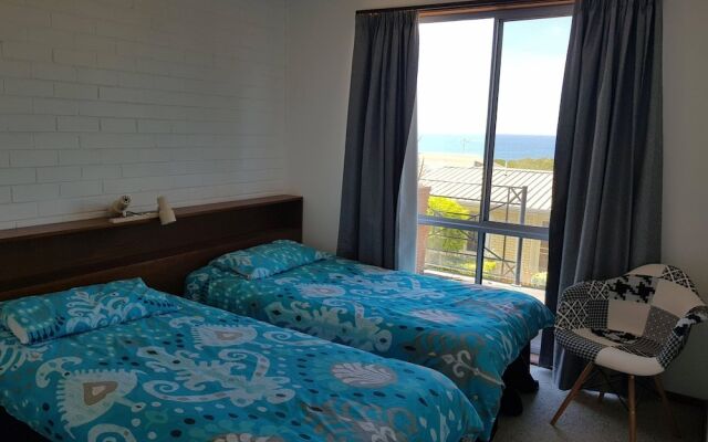 Meltemi Unit 4 Tura Beach