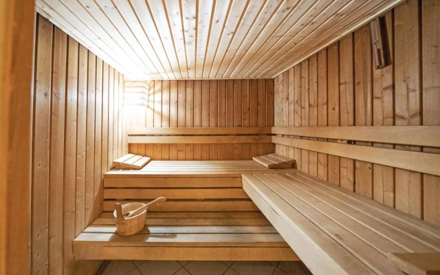 Spacious 3BR with 180˚ Dubai Marina Views