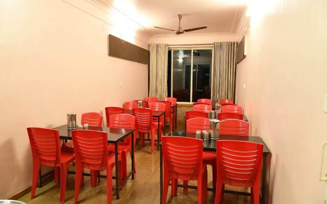 Hotel Mahabaleshwar Palace