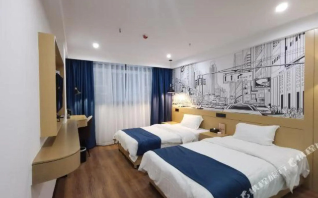 Luodai Haifa Hotel