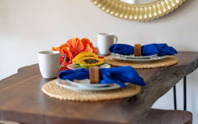 Kahana Manor 418 1 Bedroom Condo by RedAwning