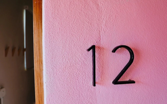 Room 12: Sunlit Balcony Stay Near Calle Cerra