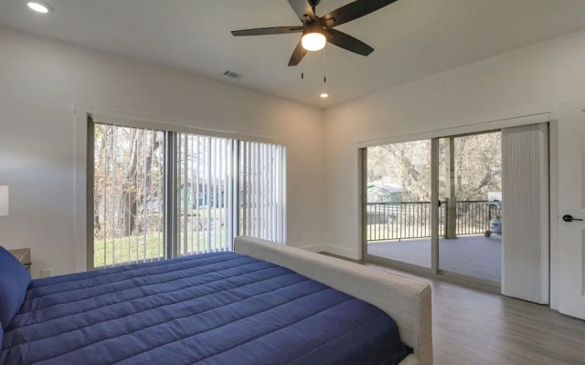 Pet-friendly Cotter Retreat w/ Deck & Gas Grill!