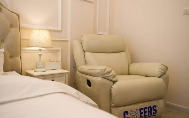 Miwei Light Luxury Aparthotel