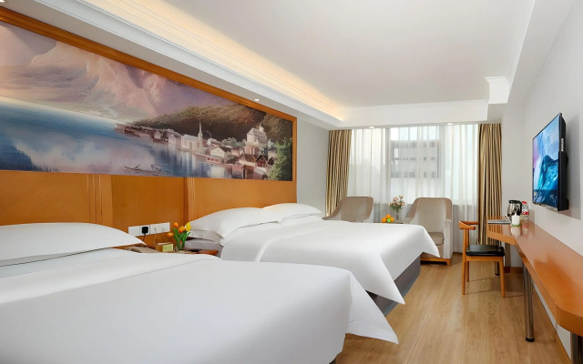 Vienna Hotel Chengdu Chunxi Road Tianfu Plaza Subway Station – Guest Rooms – Chengdu