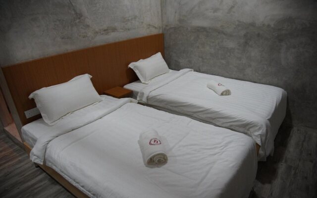 Rick Resort Teluk Intan
