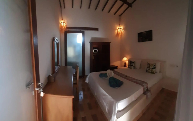 Palm Trees Villas