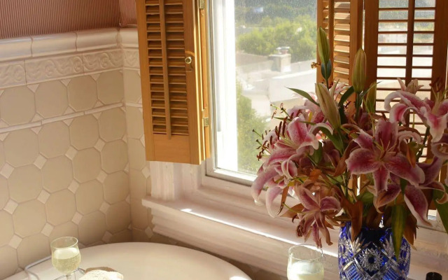 Manayunk Chambers Guest House