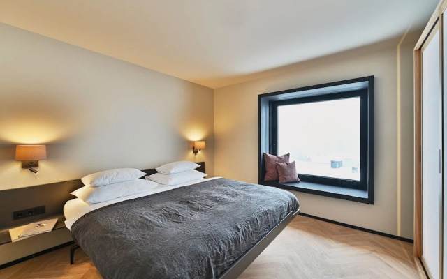 W52 Apartments