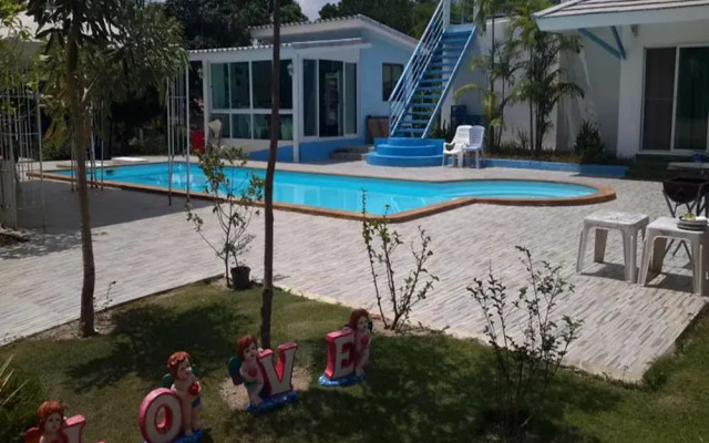 Sports Bar & Pohrak Resort