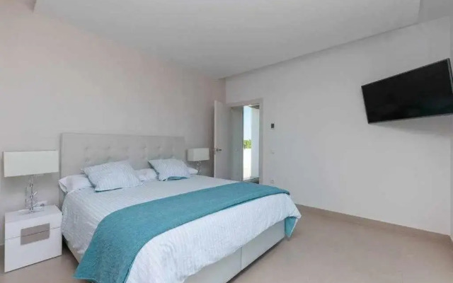 Villa Las Colinas