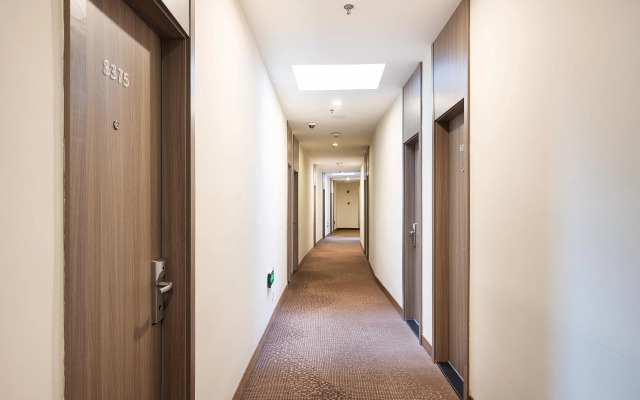Hanting Hotel Shanghai Jufeng Road Metro Station