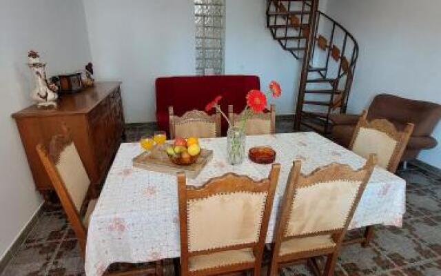 Apartments Frano Jr by the Sea