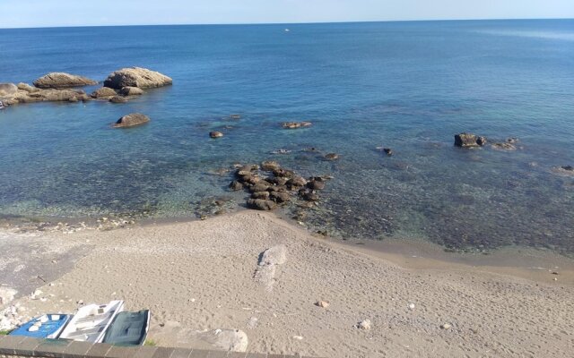 Homstel Beach - Taormina Hostel