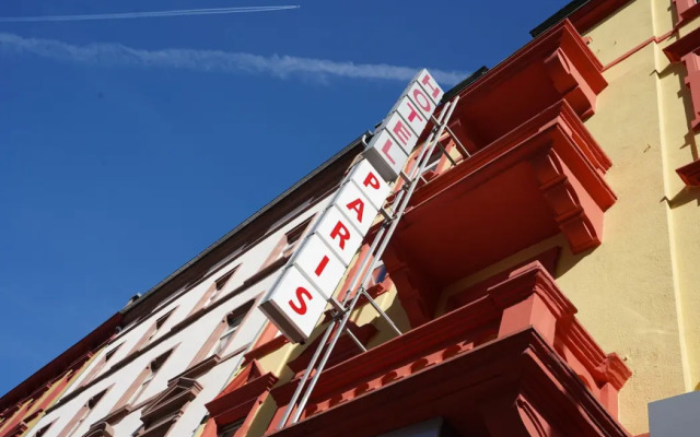 Hotel Little Paris