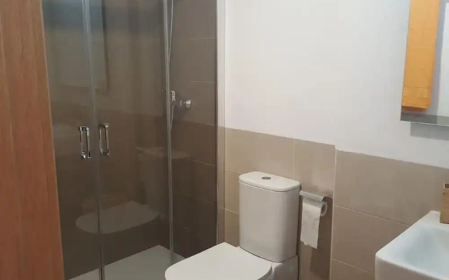 106995 House In Zahara