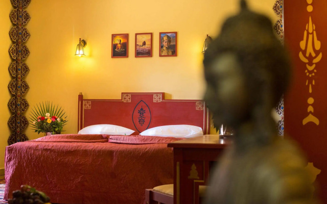 Oscar Hotel by Atlas Studios