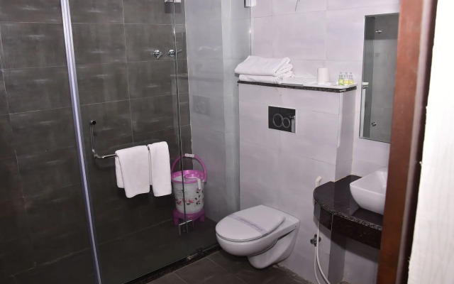 OYO 10431 Hotel Ishanika