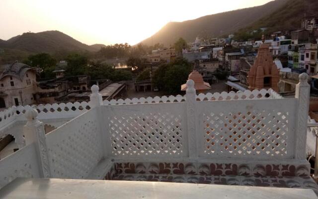 Hotel Haveli Taragarh Palace