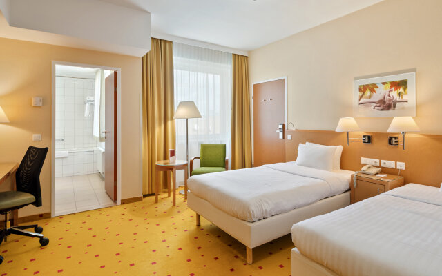 Отель Quality Hotel Vienna