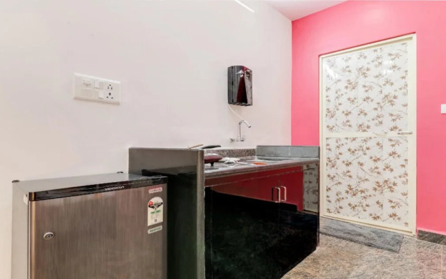 Home Alluring Studio By OYO Rooms
