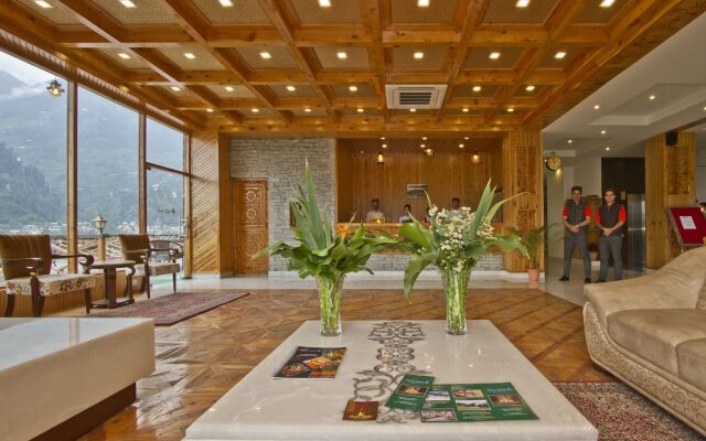 Snow Flakes Resort And Spa Centrally Heated Luxury Resort